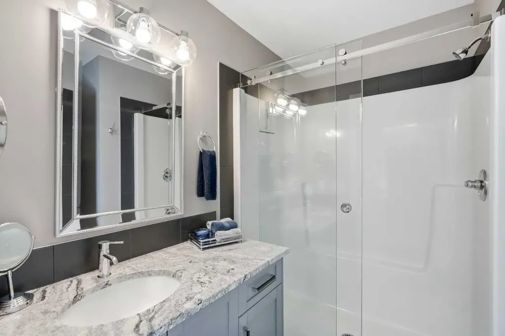 332 Lawthorn Way SE Airdrie AB T4A 3M7