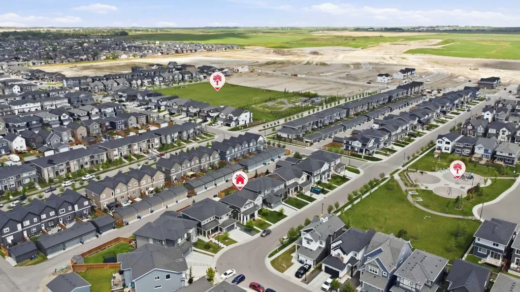 332 Lawthorn Way SE Airdrie AB T4A 3M7
