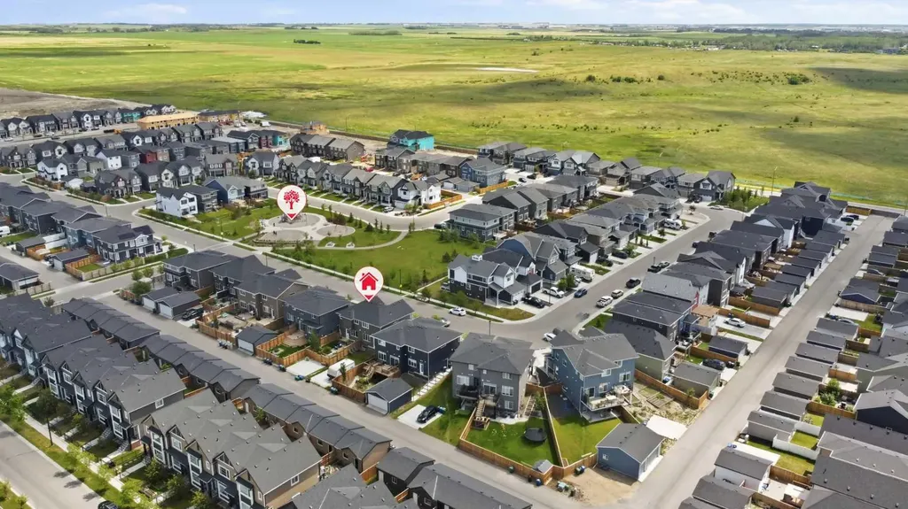 332 Lawthorn Way SE Airdrie AB T4A 3M7