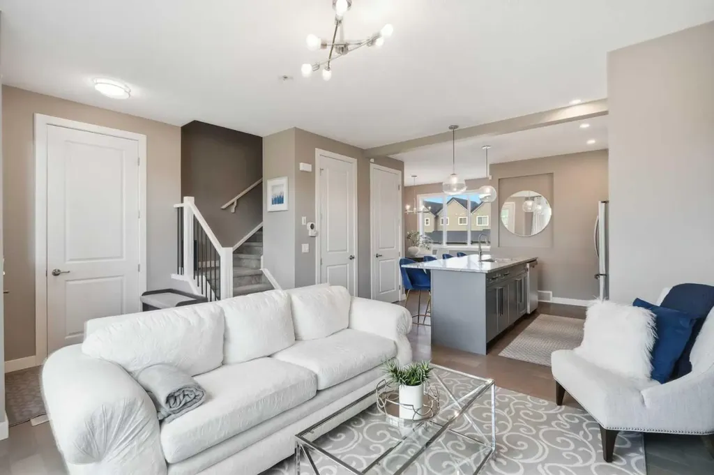 332 Lawthorn Way SE Airdrie AB T4A 3M7