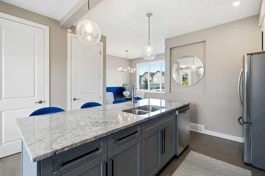 332 Lawthorn Way SE Airdrie AB T4A 3M7