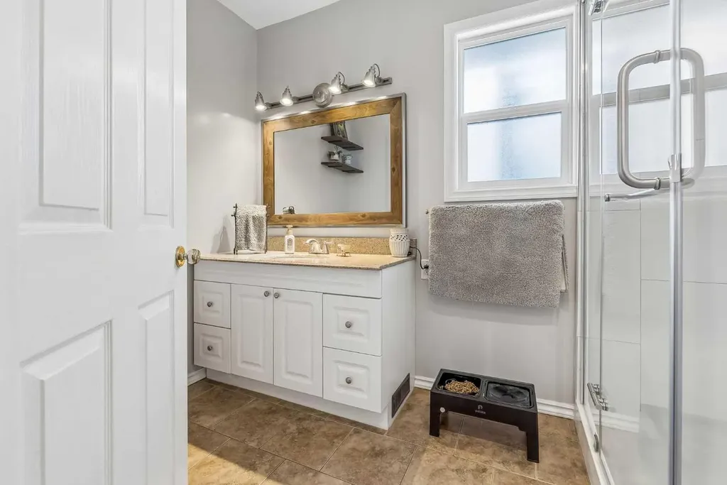 1418 18 Avenue Didsbury AB T0M 0W0