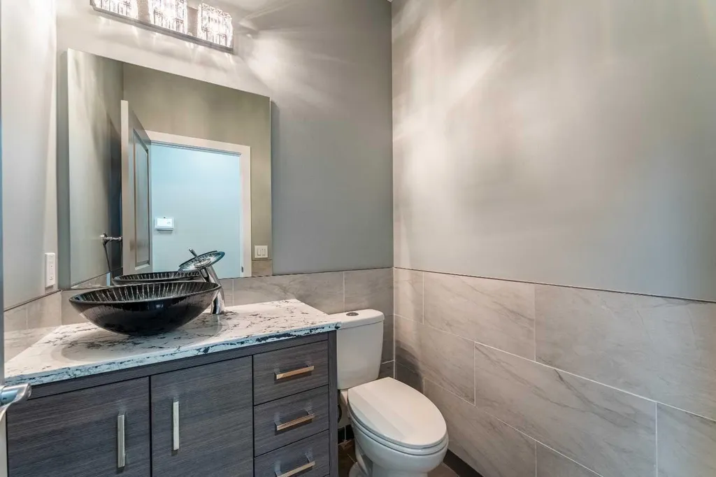 136 Legacy Circle SE Calgary AB T2X 0X7