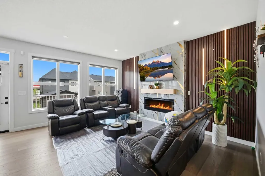 241 Homestead Crescent NE Calgary AB T3J 5S4