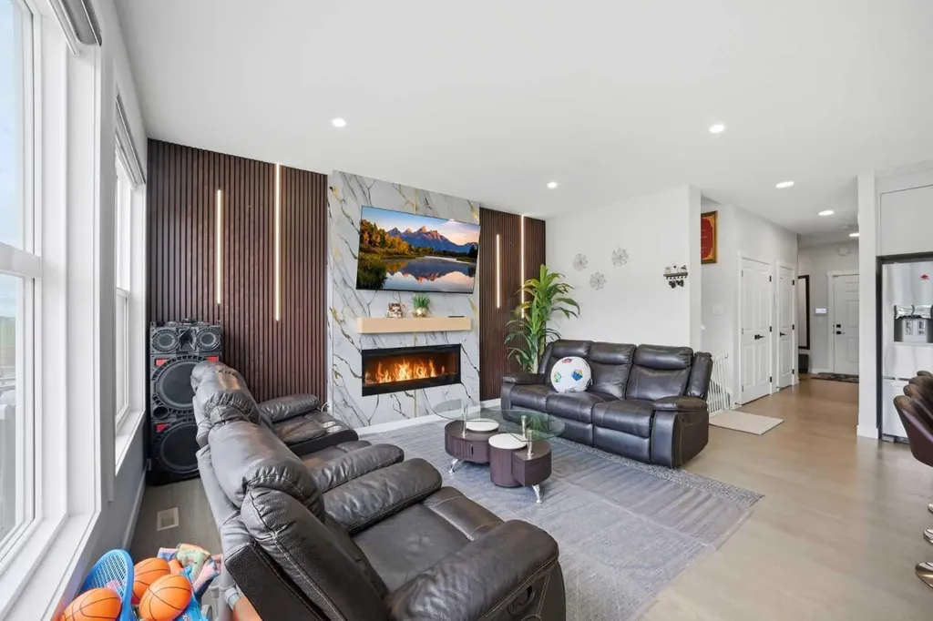 241 Homestead Crescent NE Calgary AB T3J 5S4