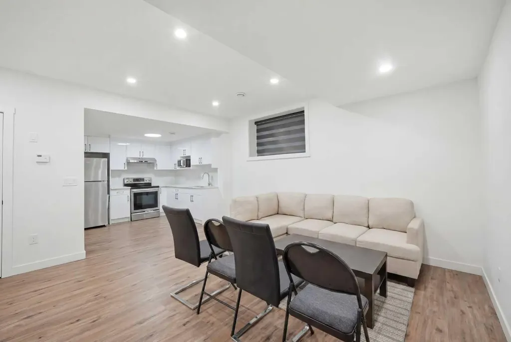 241 Homestead Crescent NE Calgary AB T3J 5S4