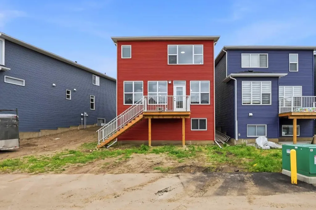 241 Homestead Crescent NE Calgary AB T3J 5S4