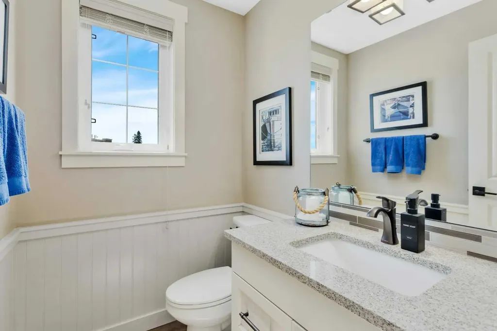 5210 Lakeshore Drive Sylvan Lake AB T4S 0M6