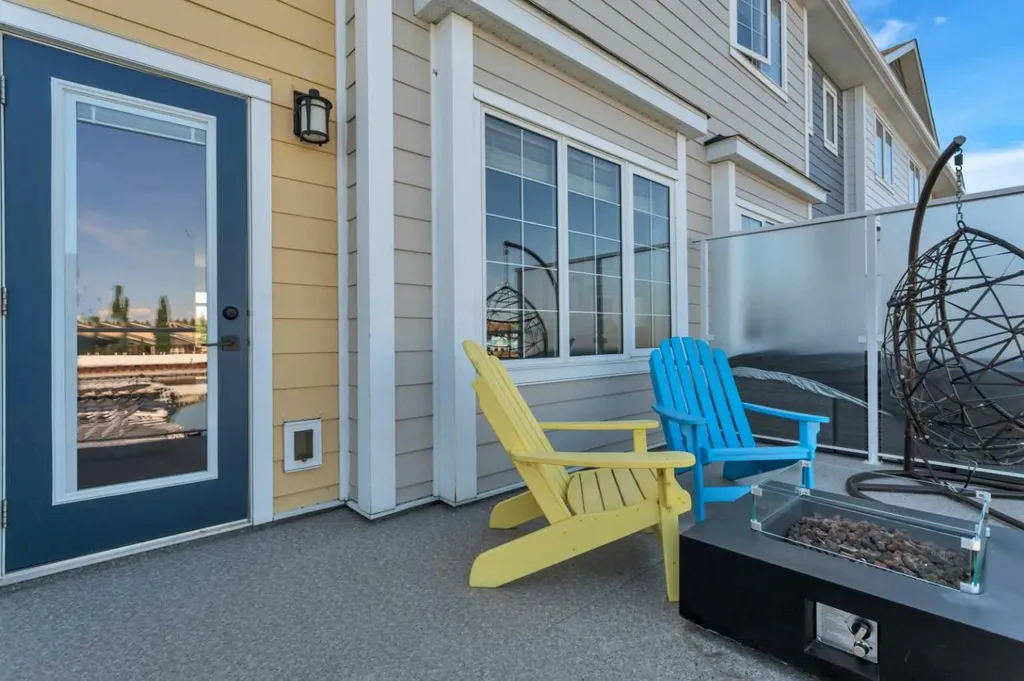 5210 Lakeshore Drive Sylvan Lake AB T4S 0M6