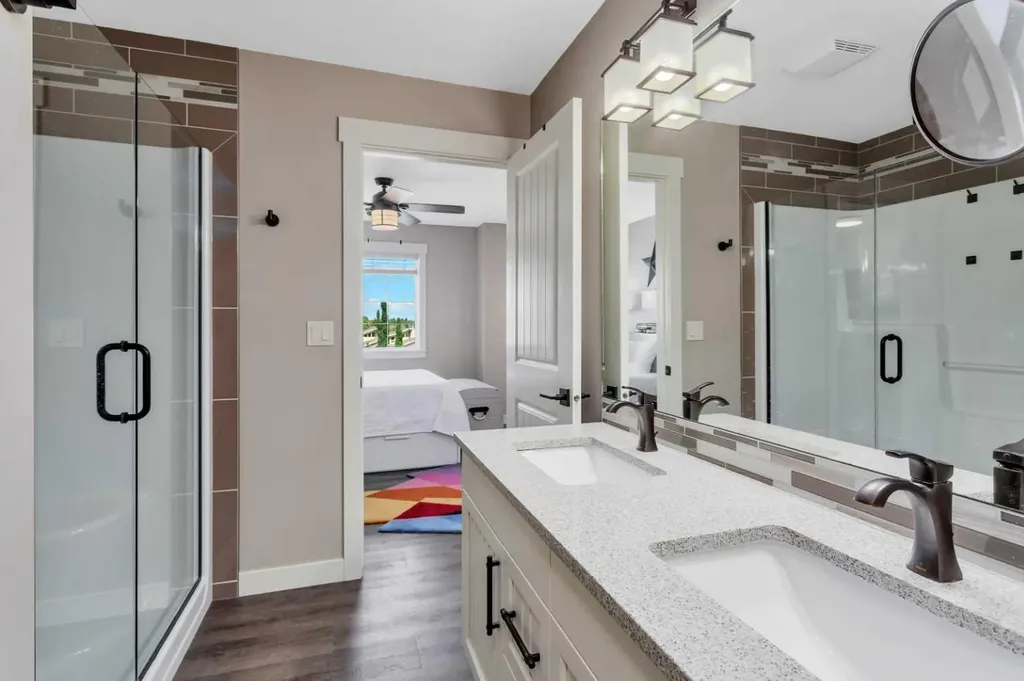 5210 Lakeshore Drive Sylvan Lake AB T4S 0M6