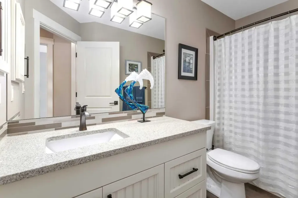 5210 Lakeshore Drive Sylvan Lake AB T4S 0M6