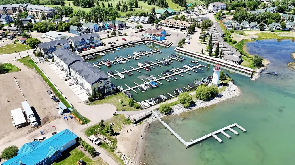 5210 Lakeshore Drive Sylvan Lake AB T4S 0M6