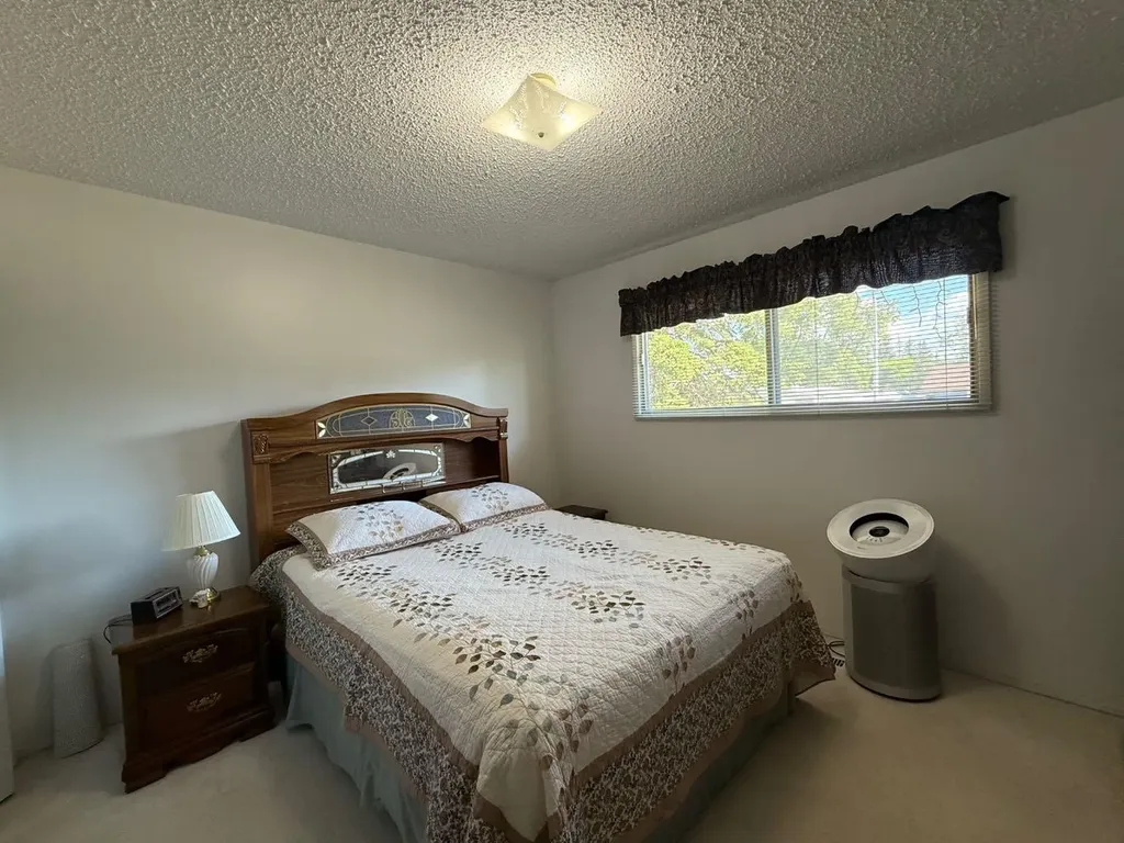 5309 43 Avenue Athabasca AB T9S 1J7