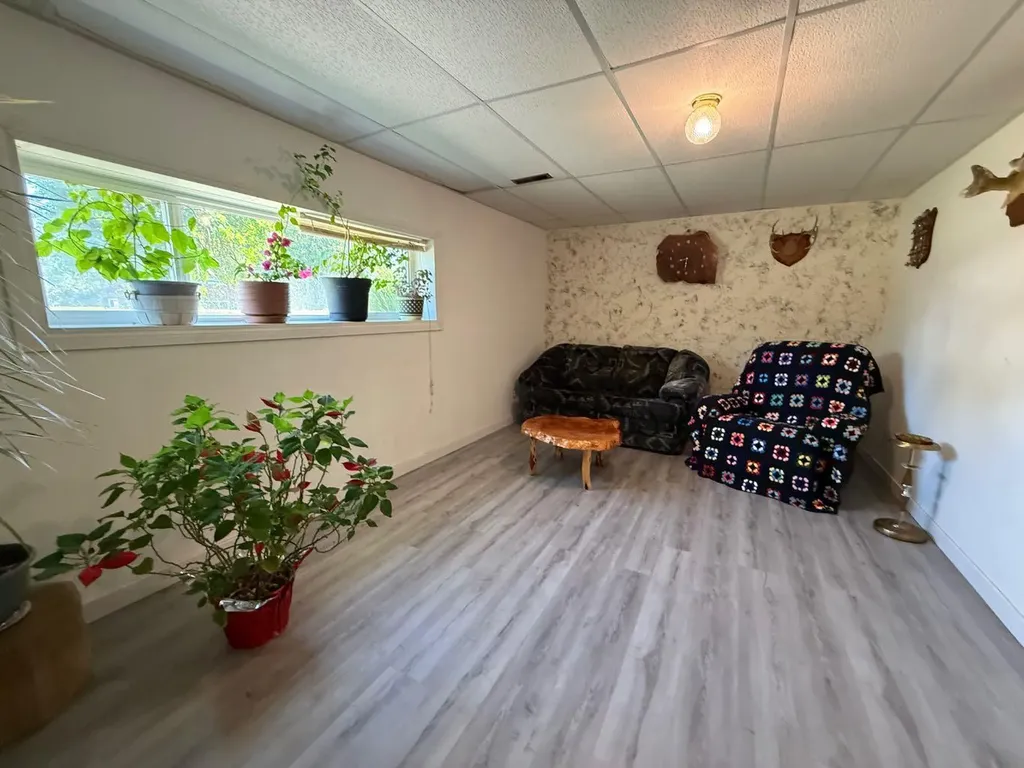 5309 43 Avenue Athabasca AB T9S 1J7