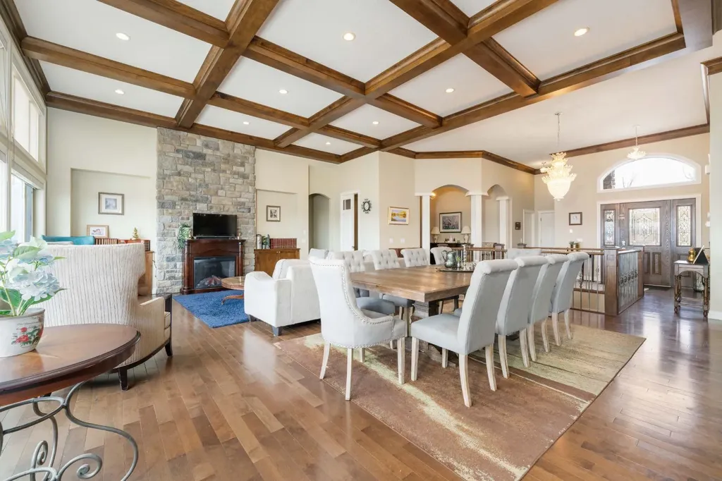 194 Gleneagles Estates Lane Cochrane AB T4C 2H8