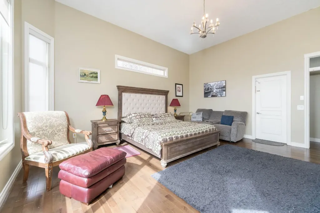 194 Gleneagles Estates Lane Cochrane AB T4C 2H8