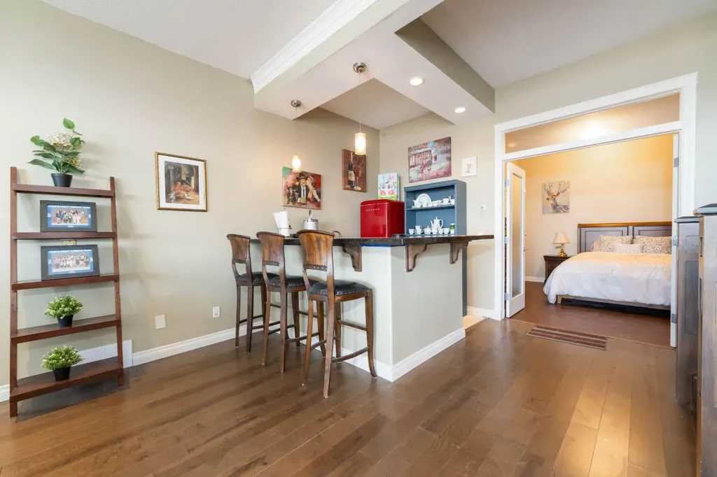 194 Gleneagles Estates Lane Cochrane AB T4C 2H8