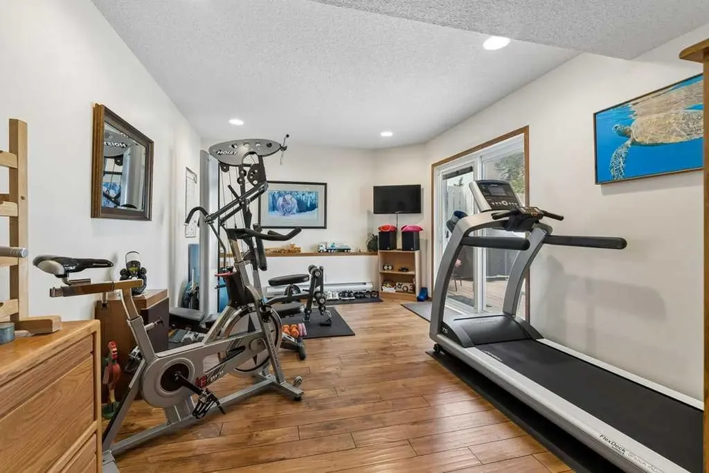44 Macewan Ridge Gate NW Calgary AB T3K 3W2