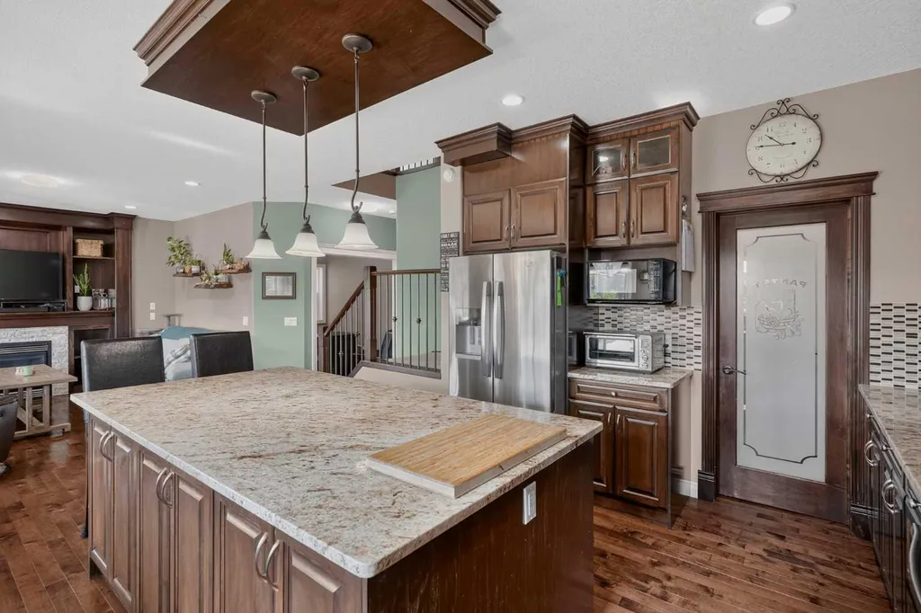 1798 Baywater Street SW Airdrie AB T4B0A8