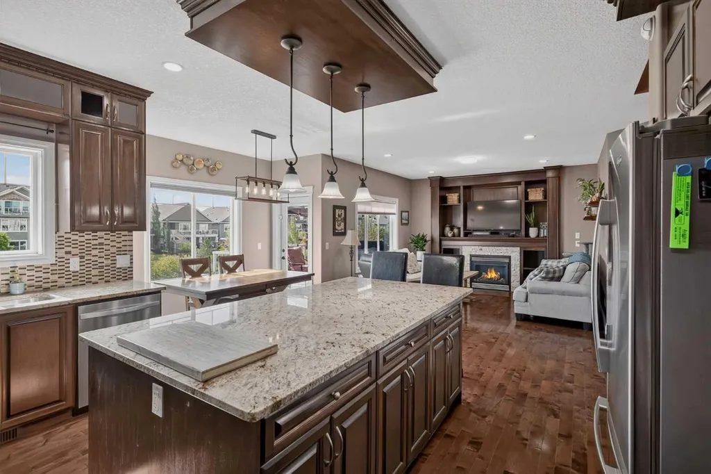 1798 Baywater Street SW Airdrie AB T4B0A8