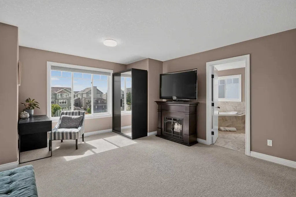 1798 Baywater Street SW Airdrie AB T4B0A8