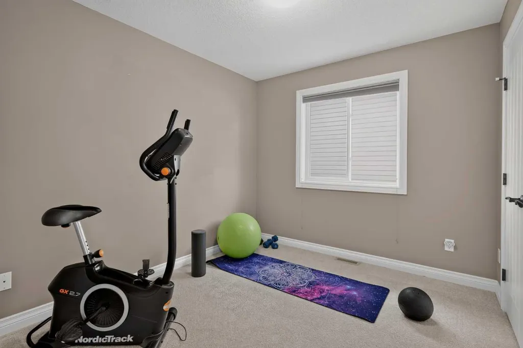 1798 Baywater Street SW Airdrie AB T4B0A8