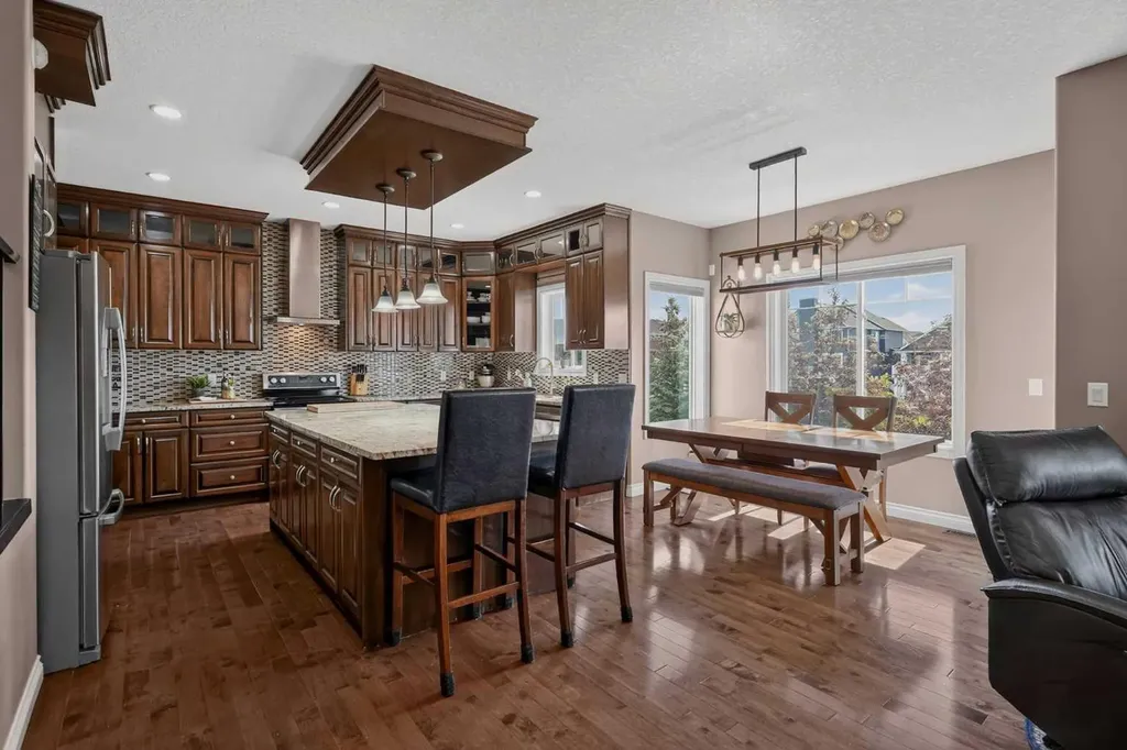 1798 Baywater Street SW Airdrie AB T4B0A8