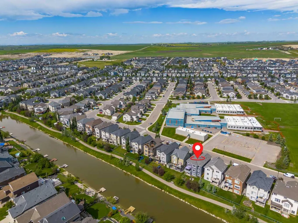1798 Baywater Street SW Airdrie AB T4B0A8