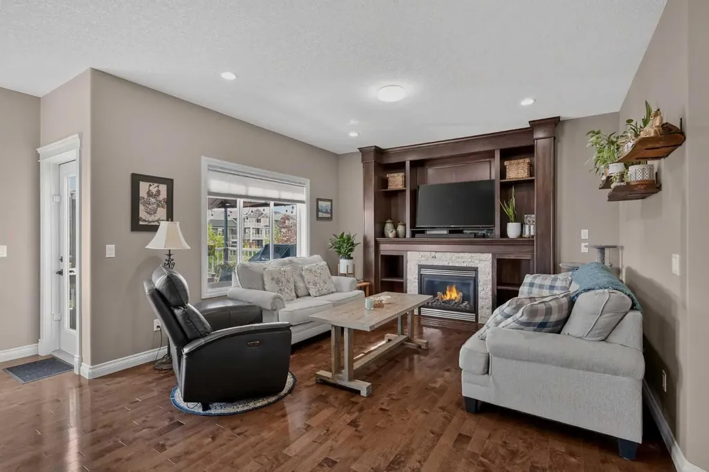 1798 Baywater Street SW Airdrie AB T4B0A8