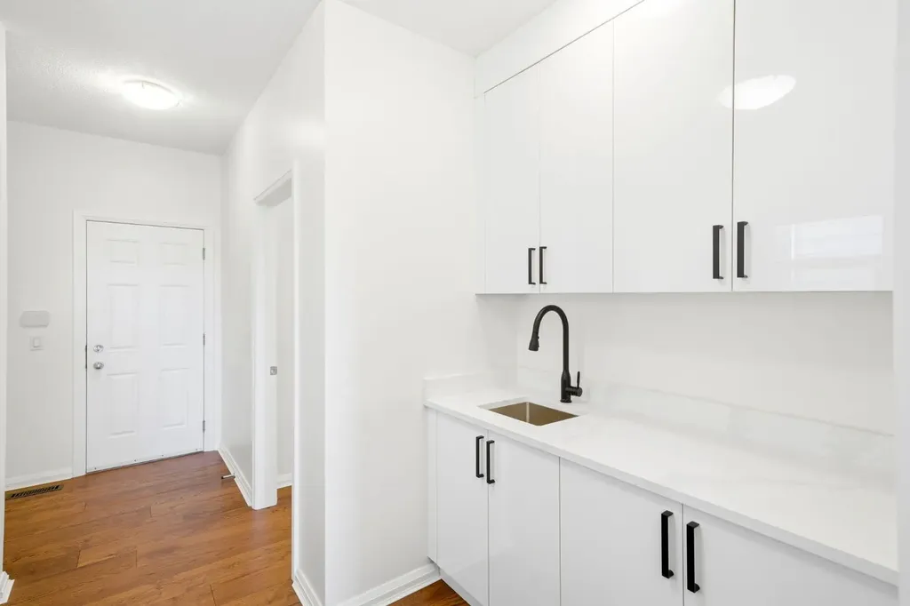 170 Panamount Road NW Calgary AB T3K 0H8
