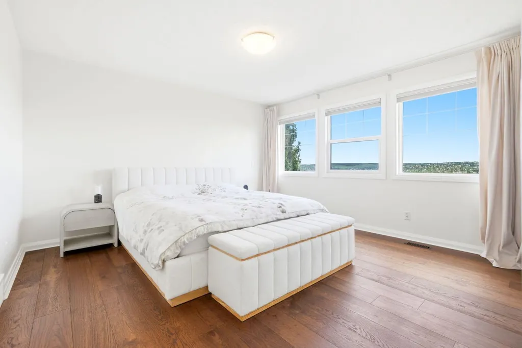 170 Panamount Road NW Calgary AB T3K 0H8