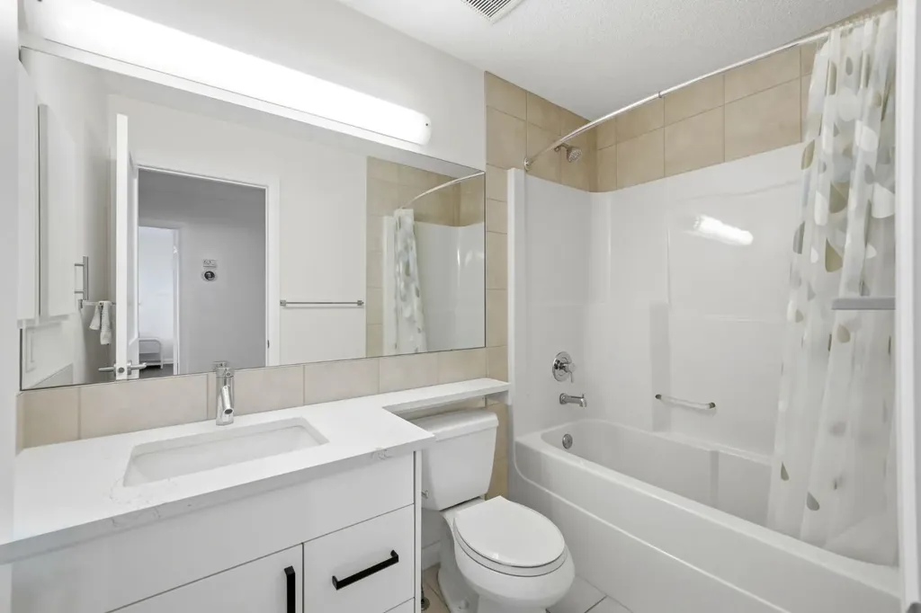 170 Panamount Road NW Calgary AB T3K 0H8