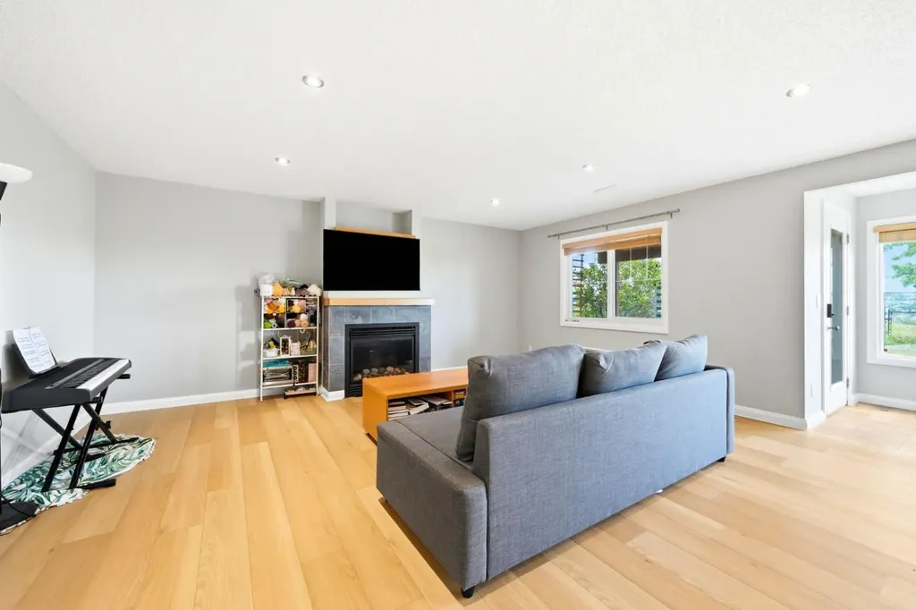 170 Panamount Road NW Calgary AB T3K 0H8