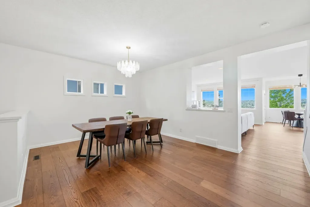 170 Panamount Road NW Calgary AB T3K 0H8