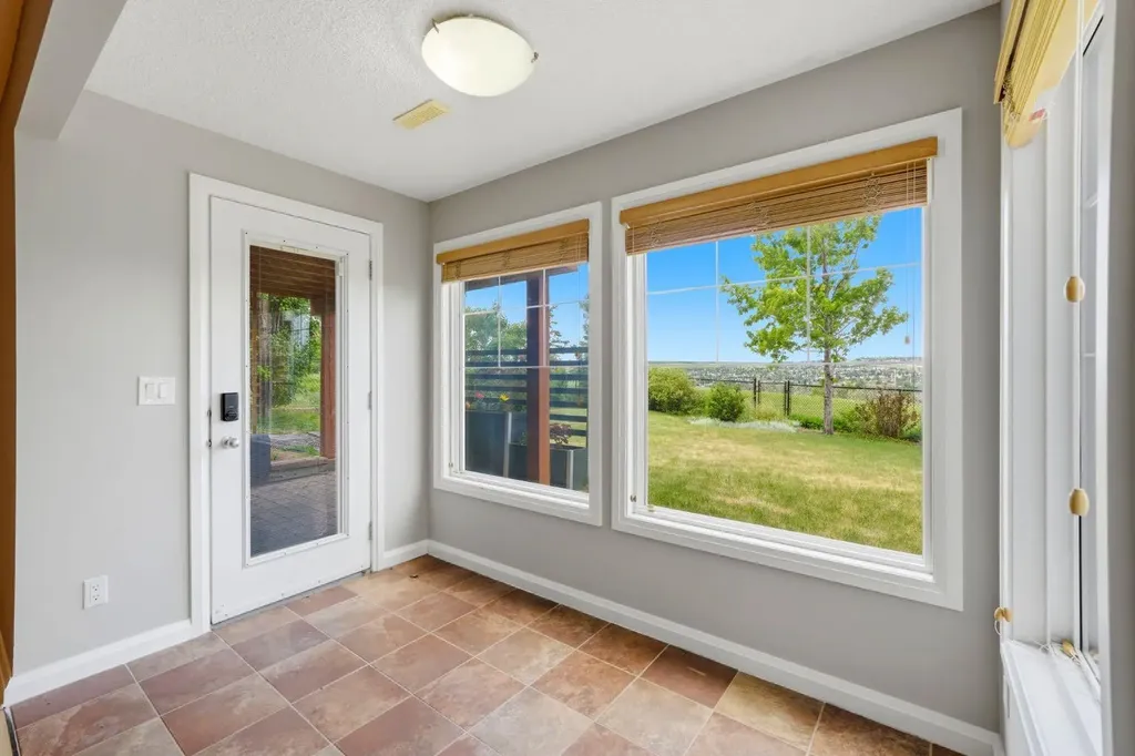 170 Panamount Road NW Calgary AB T3K 0H8