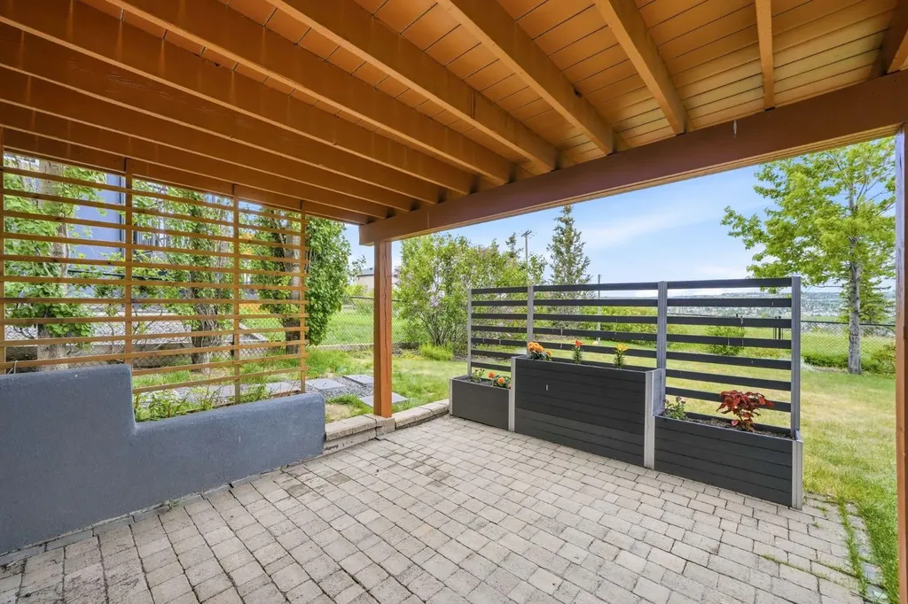 170 Panamount Road NW Calgary AB T3K 0H8