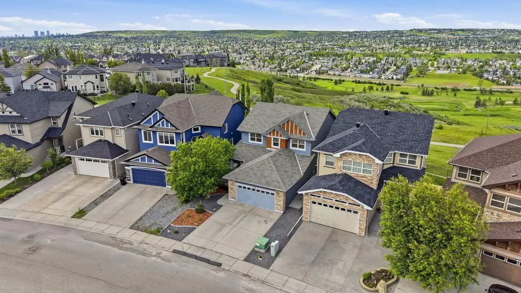 170 Panamount Road NW Calgary AB T3K 0H8