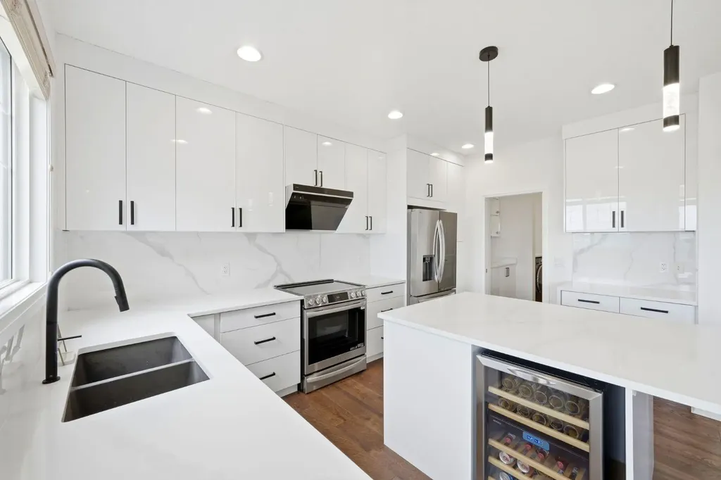 170 Panamount Road NW Calgary AB T3K 0H8