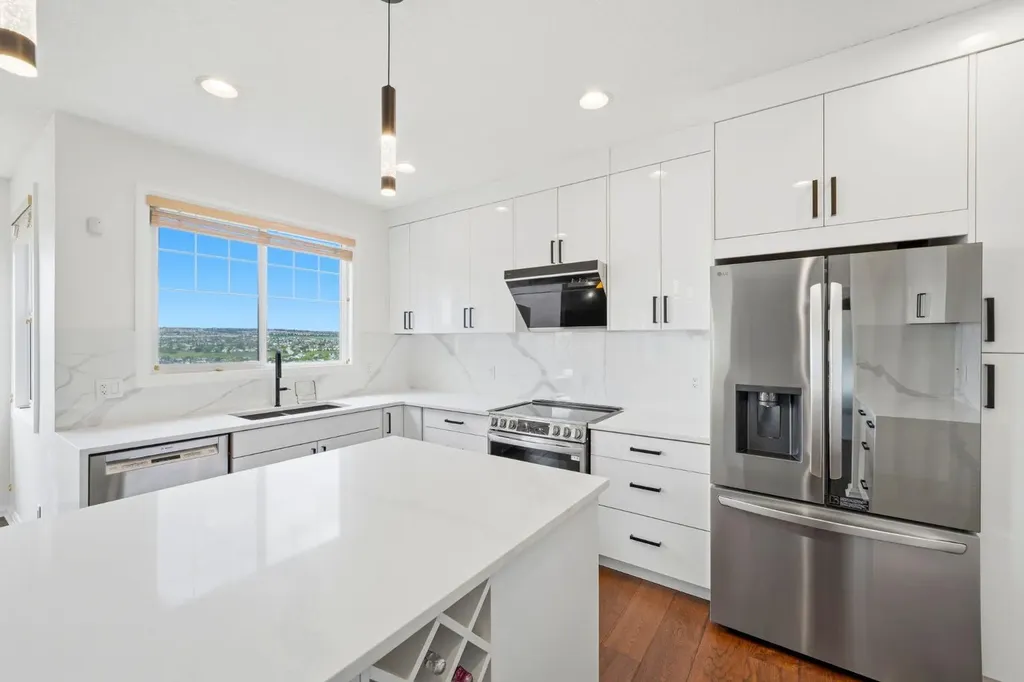 170 Panamount Road NW Calgary AB T3K 0H8