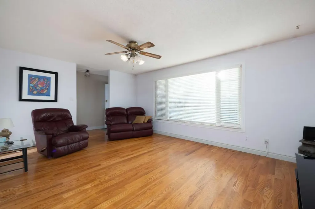 116 Rowan Street Fort Mcmurray AB T9H 2Y5