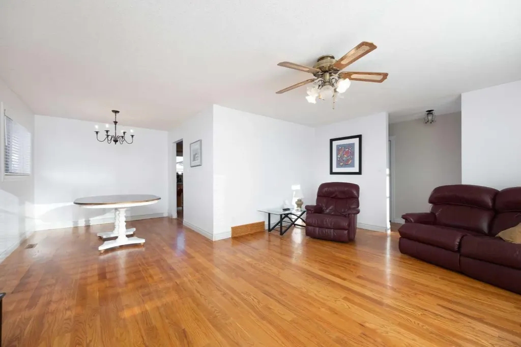 116 Rowan Street Fort Mcmurray AB T9H 2Y5