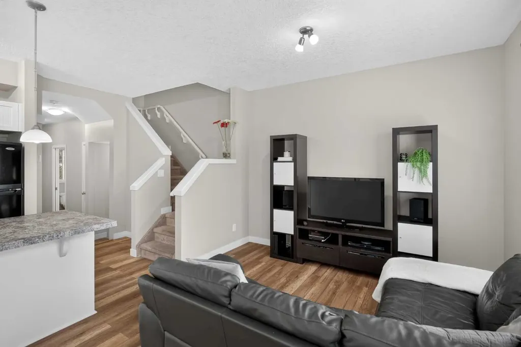29 Sage Hill Common NW Calgary AB T3R0J6