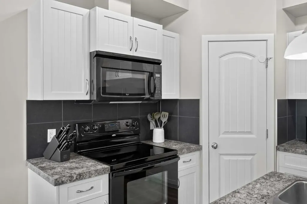29 Sage Hill Common NW Calgary AB T3R0J6
