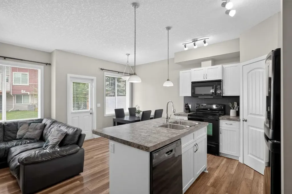 29 Sage Hill Common NW Calgary AB T3R0J6