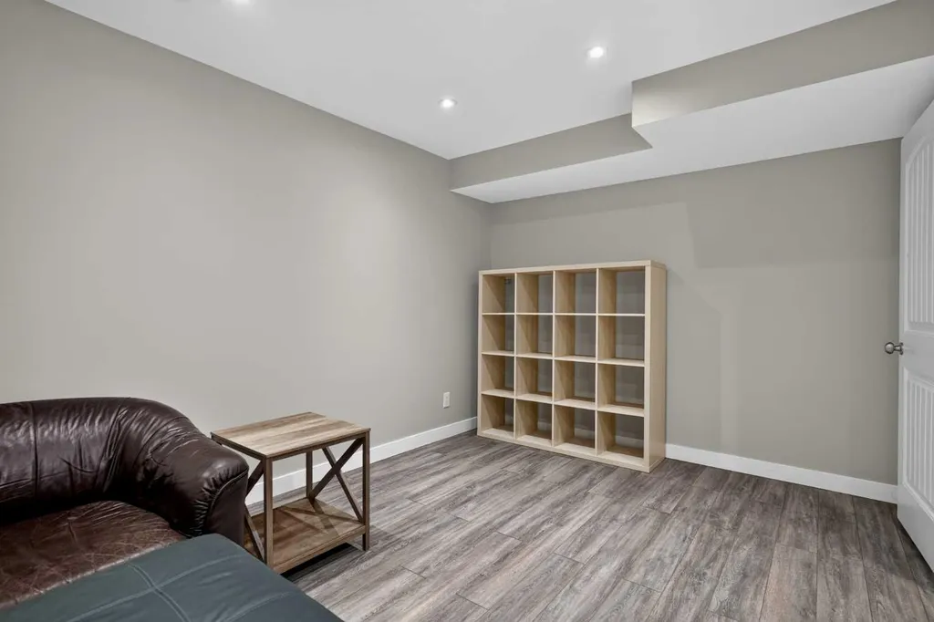 29 Sage Hill Common NW Calgary AB T3R0J6