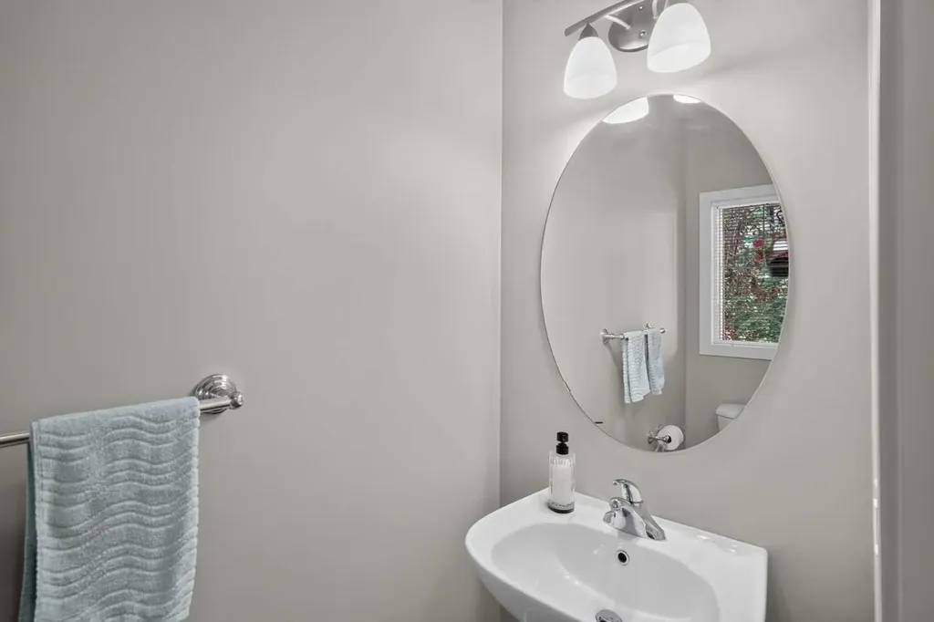 29 Sage Hill Common NW Calgary AB T3R0J6