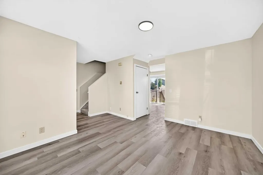 35 Martindale Court NE Calgary AB T3J2V8