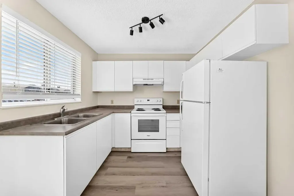 35 Martindale Court NE Calgary AB T3J2V8