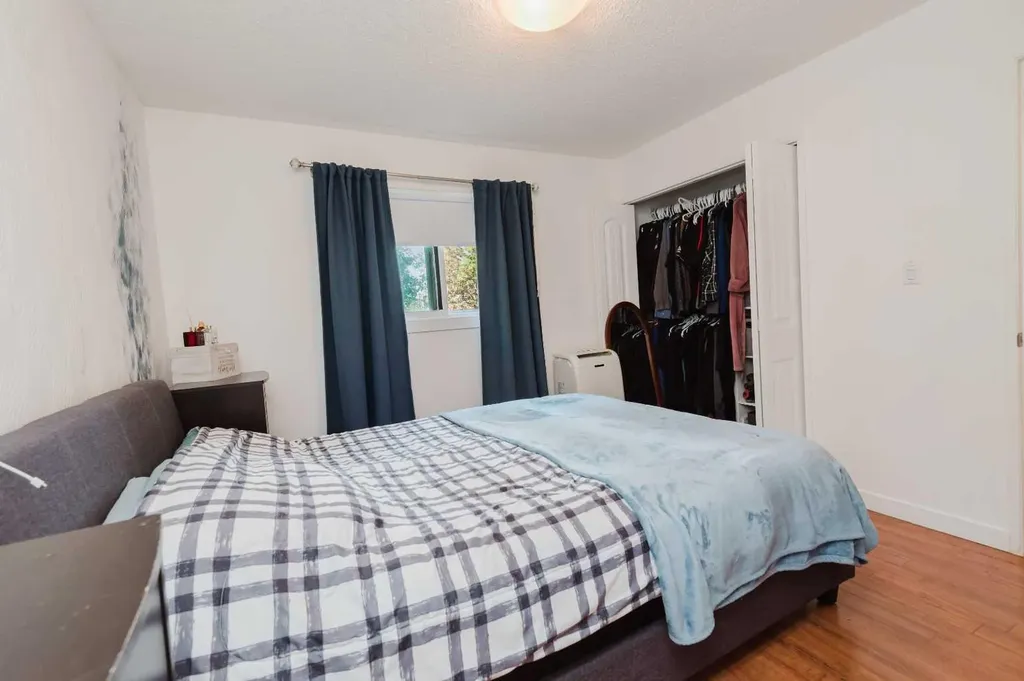 9410 70 Avenue Grande Prairie AB T8V5W8