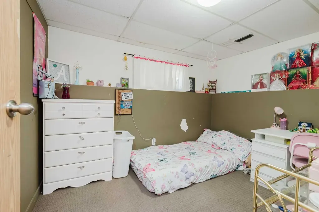 9410 70 Avenue Grande Prairie AB T8V5W8